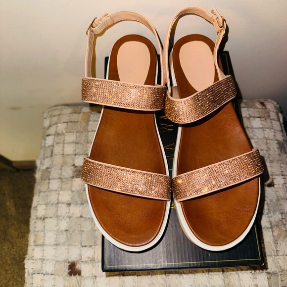 Azalea Wang Paradise Nude/ Rhinestone Sandals size 9 - Picture 2 of 7